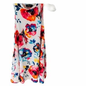 🎉HP 6/17🎉Merrit Size M White Floral Shift Dress Pockets